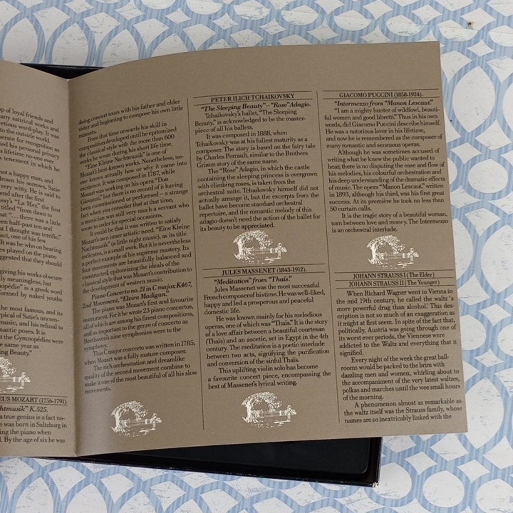 The Classical Collection Box Set - Picture 7 of 9